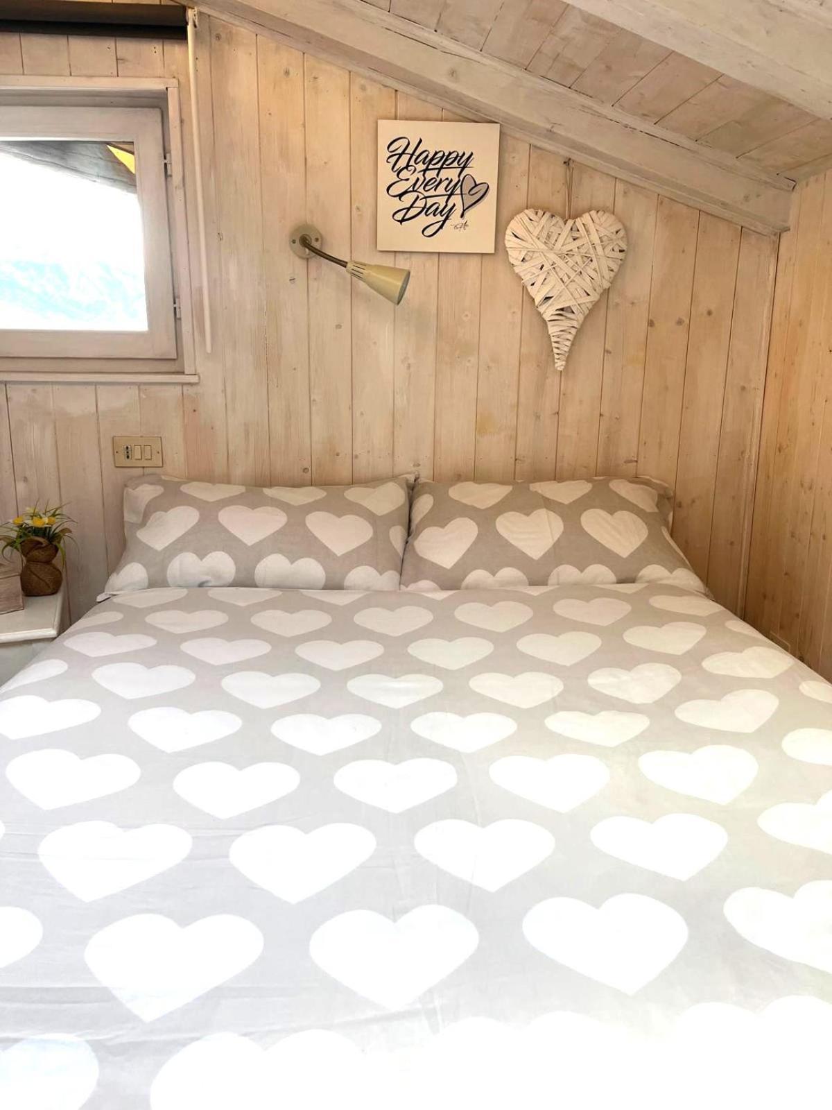 Il Piccolo Loft Nel Cuore Antico Di Aosta - You & Me Case Vacanza المظهر الخارجي الصورة